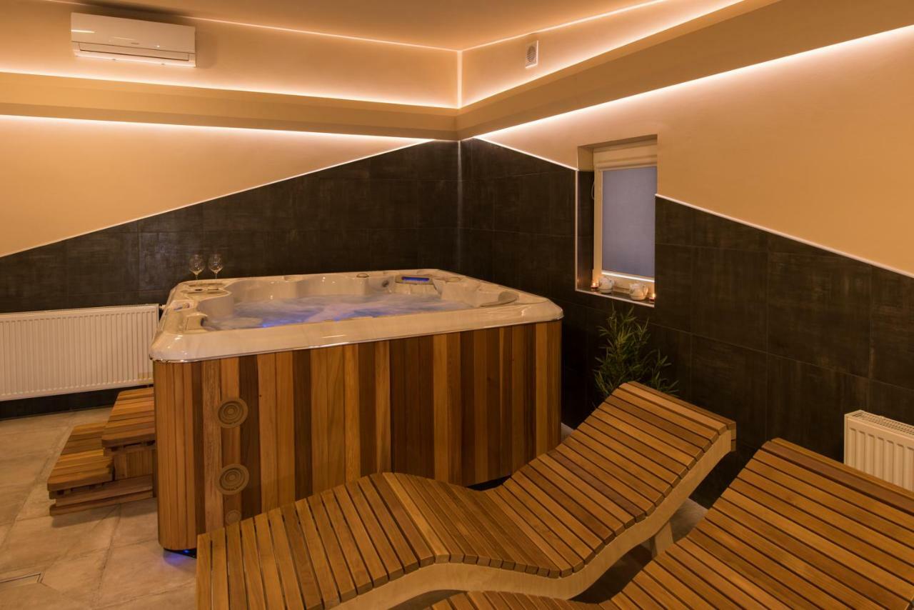 Seasons Apartmani Osijek Extérieur photo