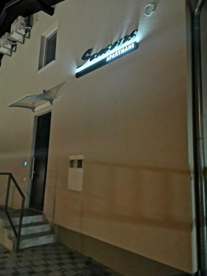 Seasons Apartmani Osijek Extérieur photo