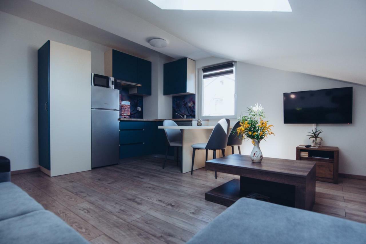 Seasons Apartmani Osijek Extérieur photo